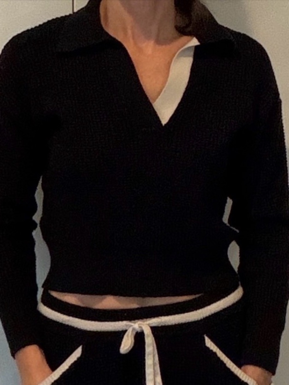 Monrow Black V-Neck Collared Knit Sweater with Cream Trim